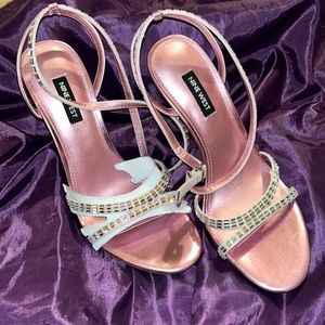Stunning Metallic Pink heels